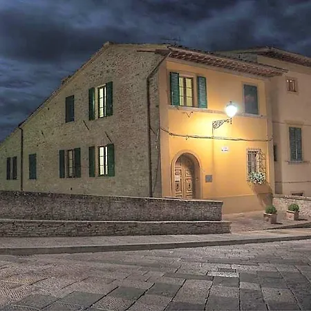 Arnolfo Bed and Breakfast 3*